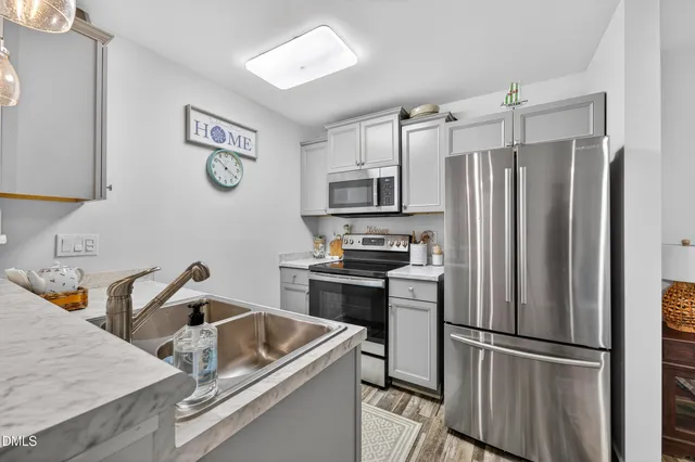 $525,000 | 1115 Platform Drive, Apex, NC 27502