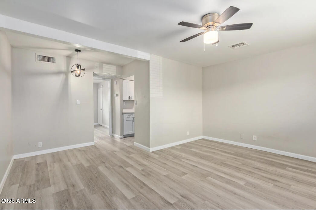 3406 East Pinchot Avenue, Unit 13 Phoenix, AZ 85018 - Photo 2 of 7 IMG_1707