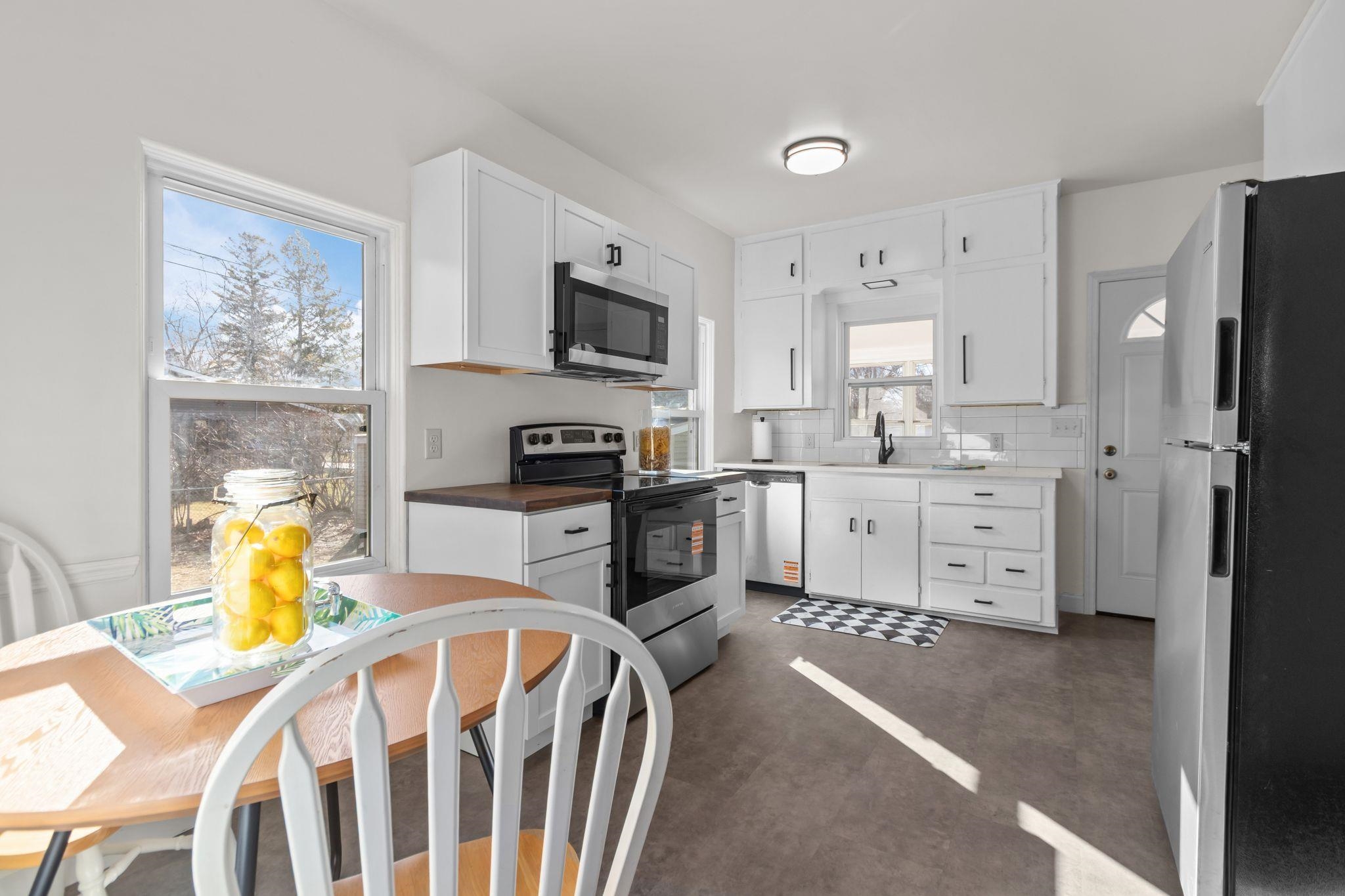 1830 South Oneida Street Appleton, WI 54915 - Photo 16 of 36