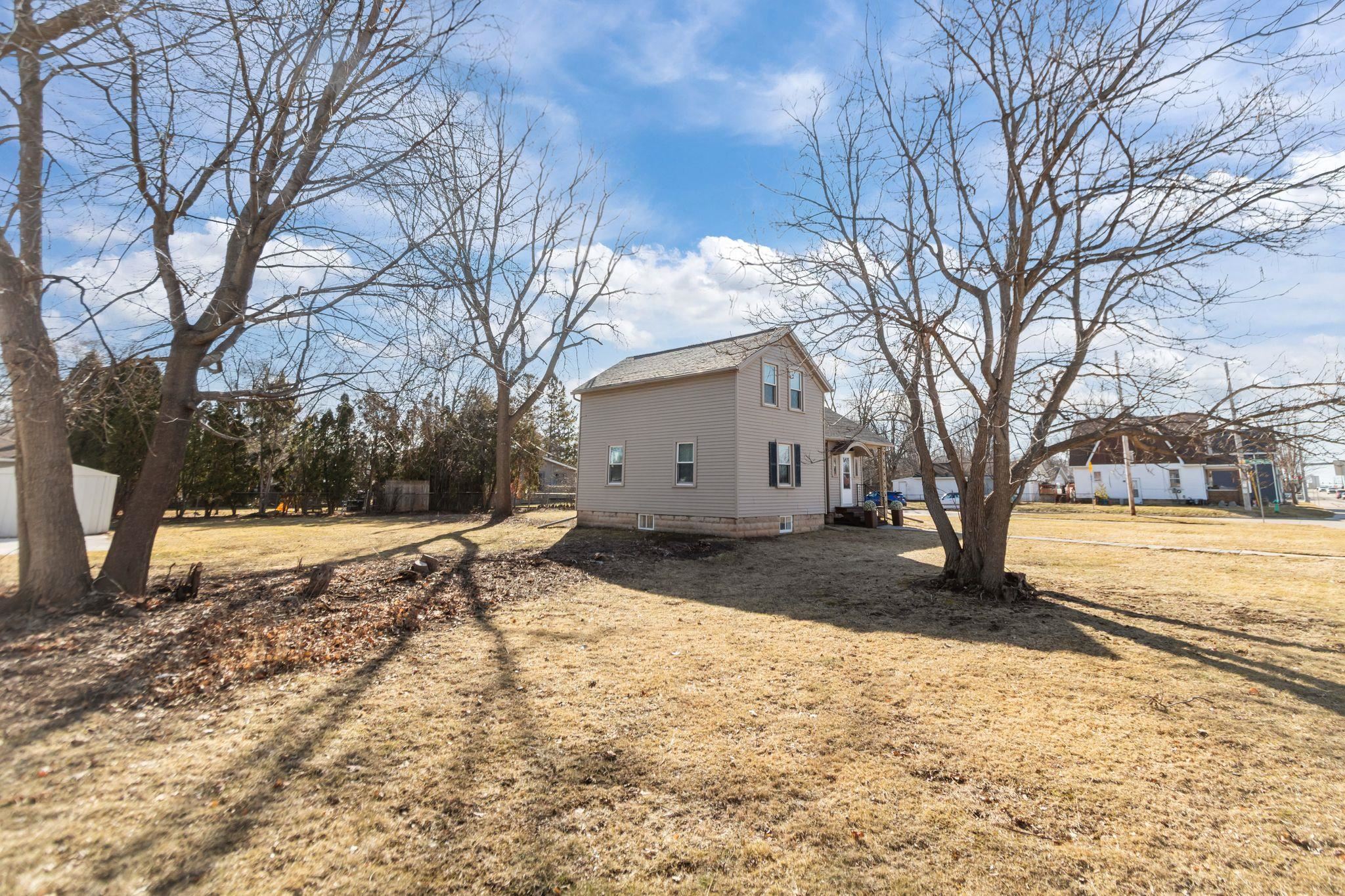 1830 South Oneida Street Appleton, WI 54915 - Photo 28 of 36