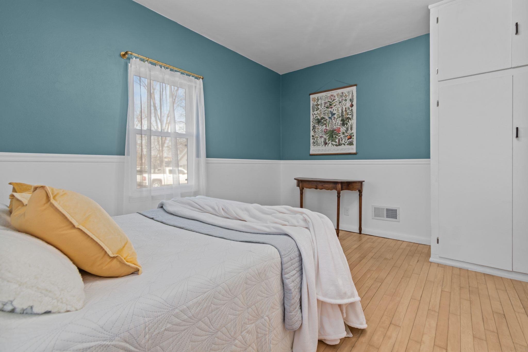 1830 South Oneida Street Appleton, WI 54915 - Photo 9 of 36