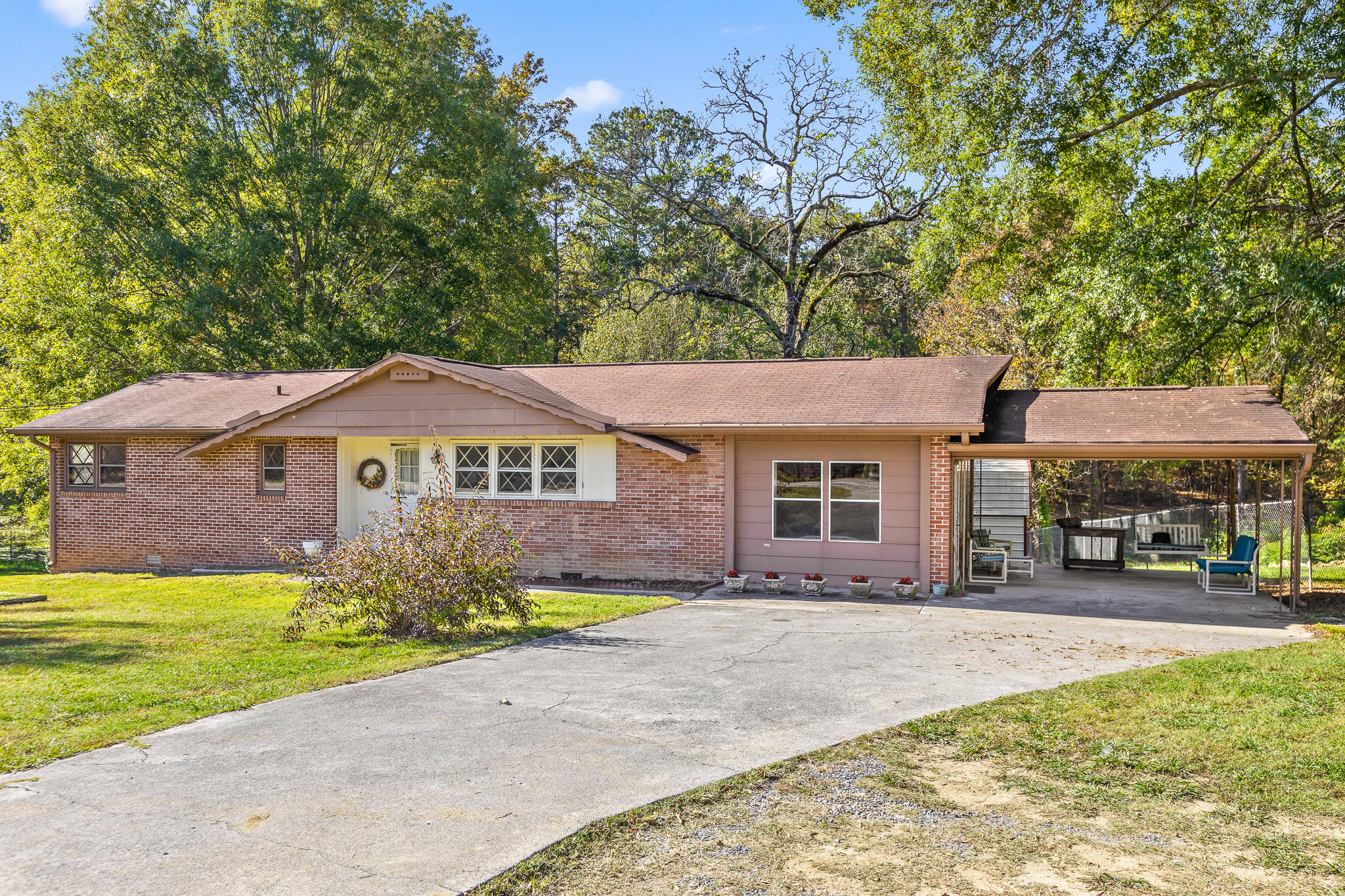1067 Graysville Road Ringgold, GA 30736 - Photo 4 of 32 Graysville