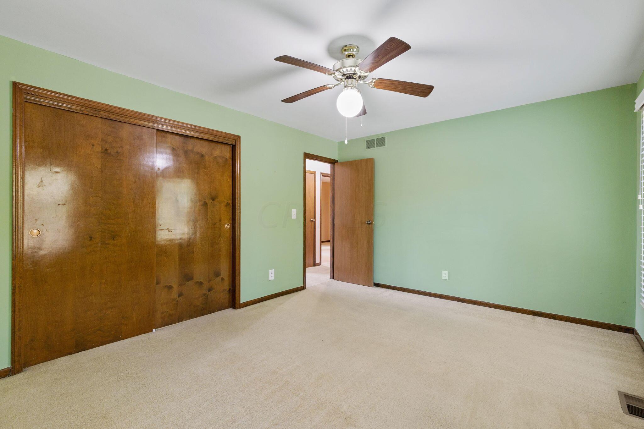 417 South Spring Road Westerville, OH 43081 - Photo 38 of 50 48-web-or-mls-2023-10-11 417 S Spring Rd