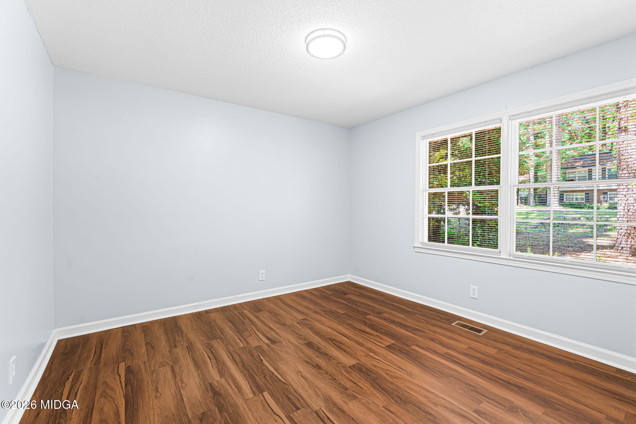 995 Roundtable Lane Macon, GA 31220 - Photo 25 of 39 26-web-or-mls-28