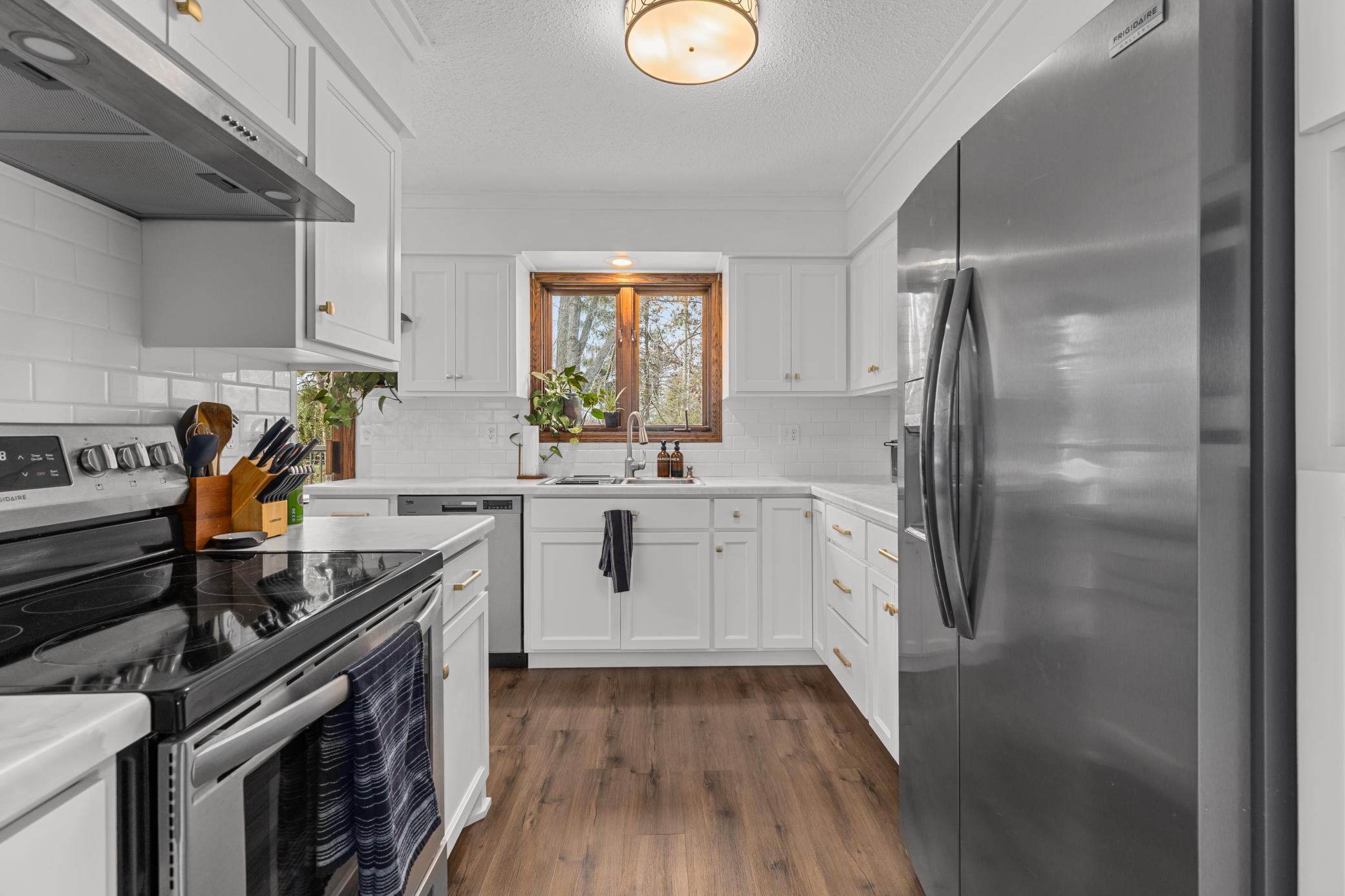 1631 Devon Road St. Cloud, MN 56303 - Photo 3 of 34