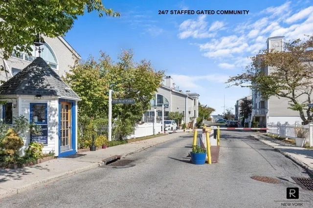 $775,000 | 8 Deepwater Way, Unit 63 | City Island