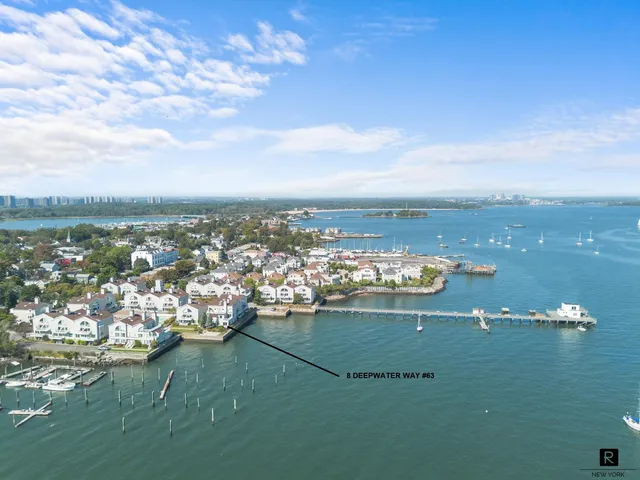 $775,000 | 8 Deepwater Way, Unit 63 | City Island