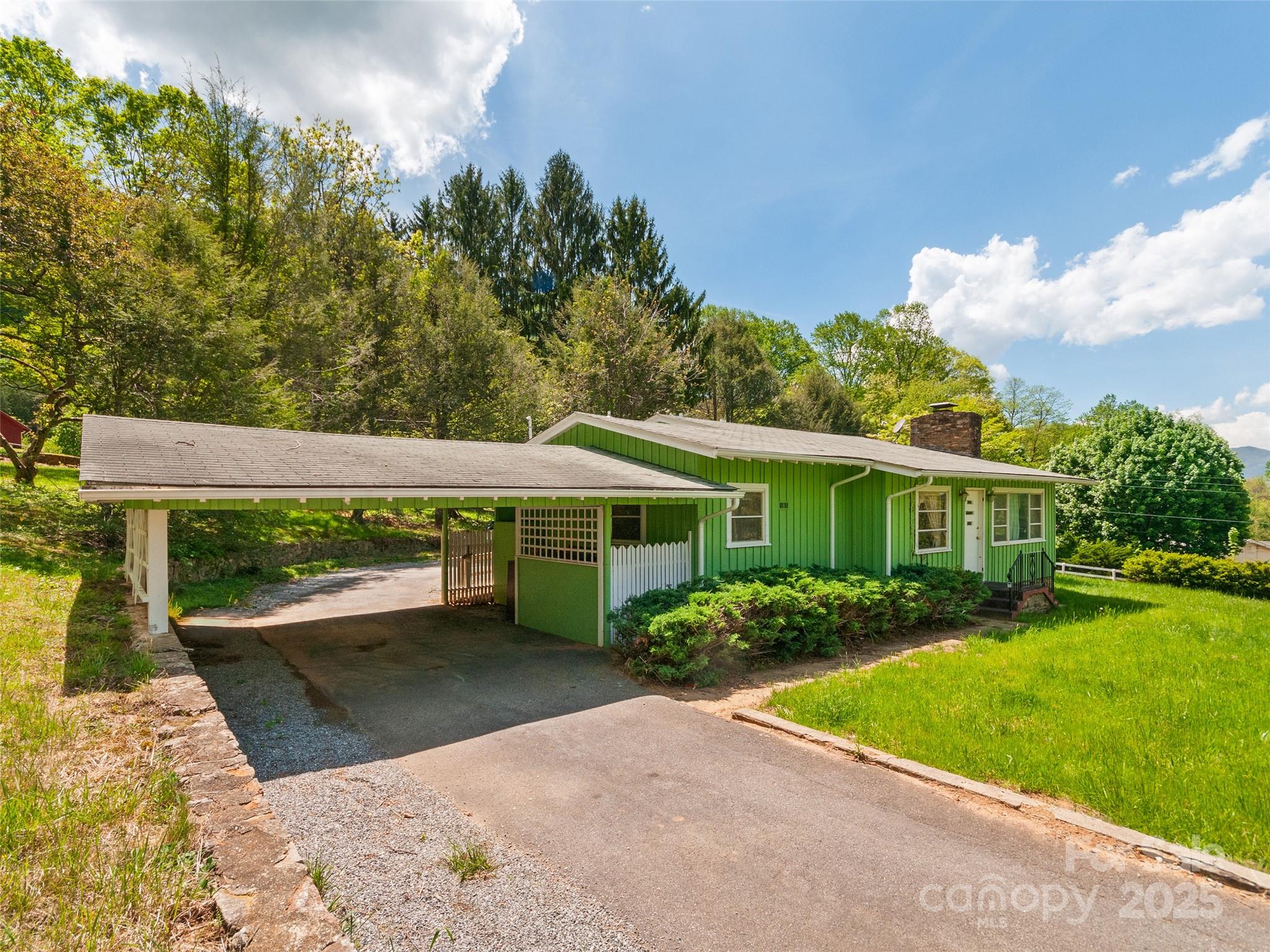 1532 Camp Branch Road Waynesville, NC 28786 - Photo 1 of 21 Gallery Image 1