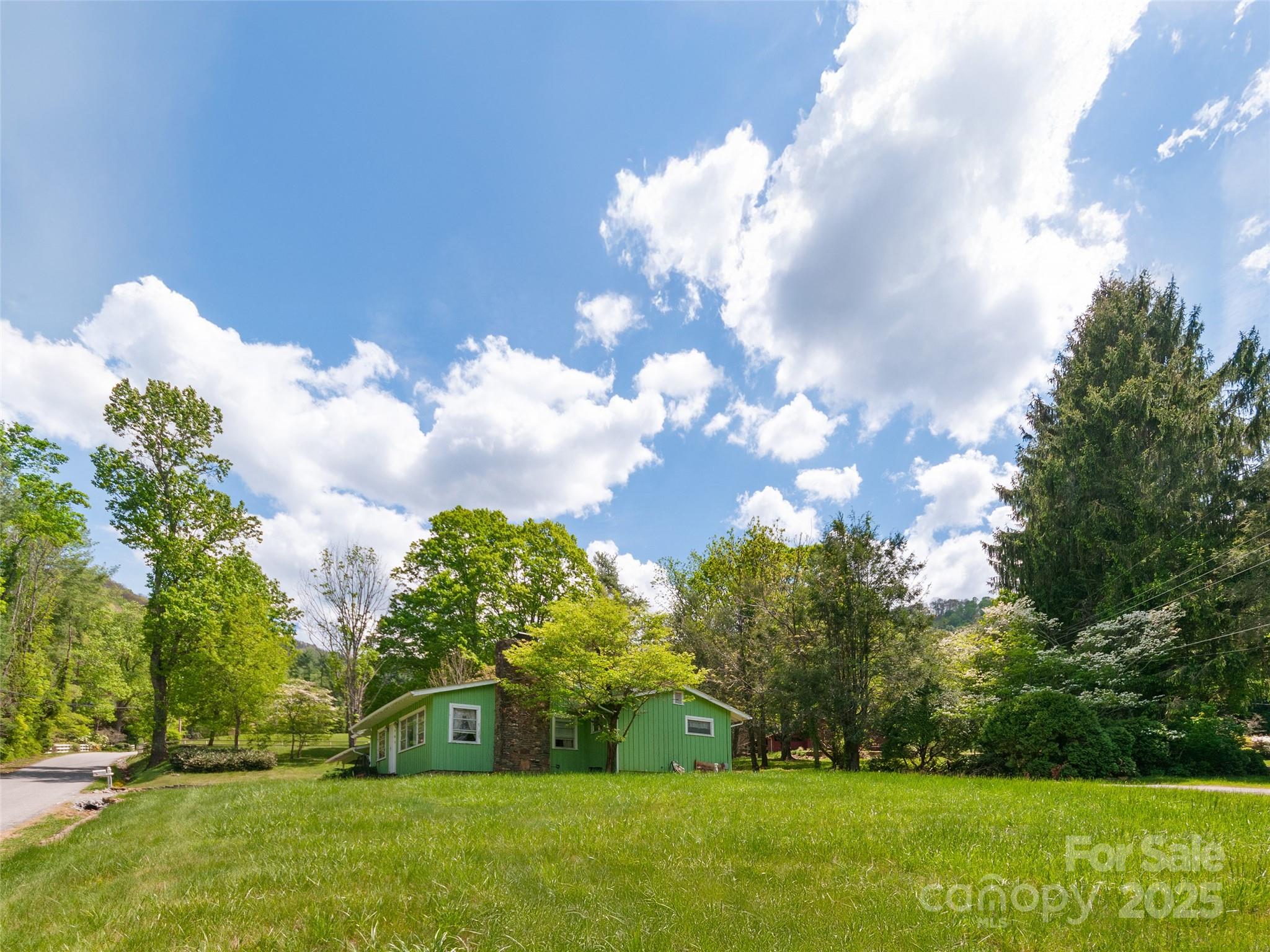 1532 Camp Branch Road Waynesville, NC 28786 - Photo 21 of 21 Gallery Image 21