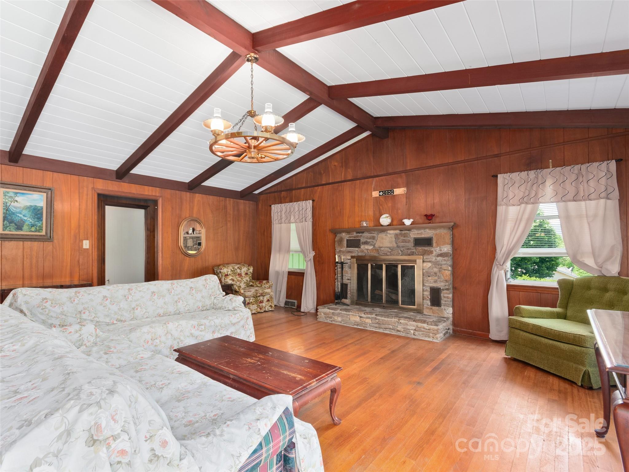 1532 Camp Branch Road Waynesville, NC 28786 - Photo 5 of 21 Gallery Image 5