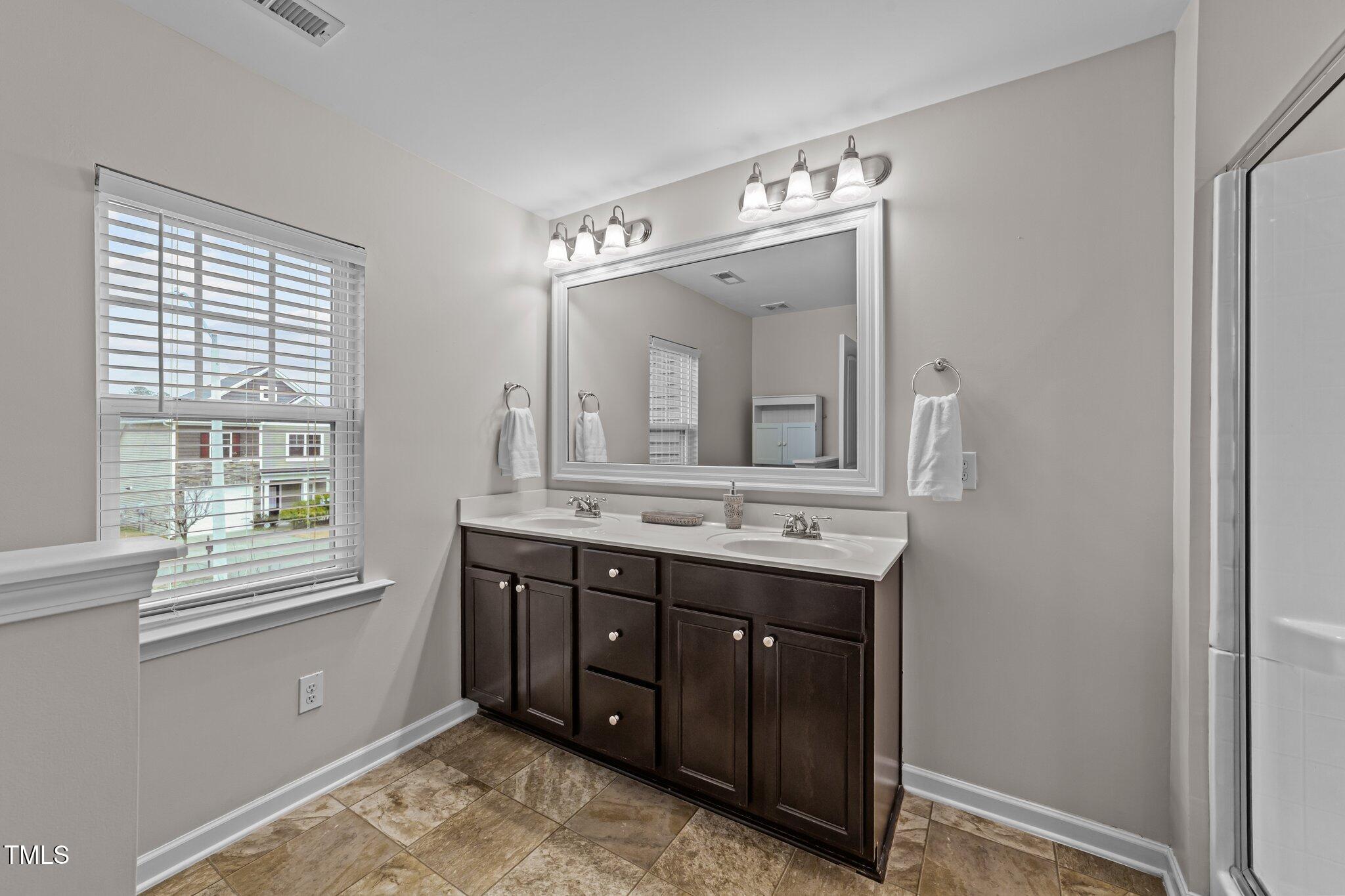 532 Smith Ridge Way Fuquay-Varina, NC 27526 - Photo 20 of 30 40-web-or-mls-VB4A2358