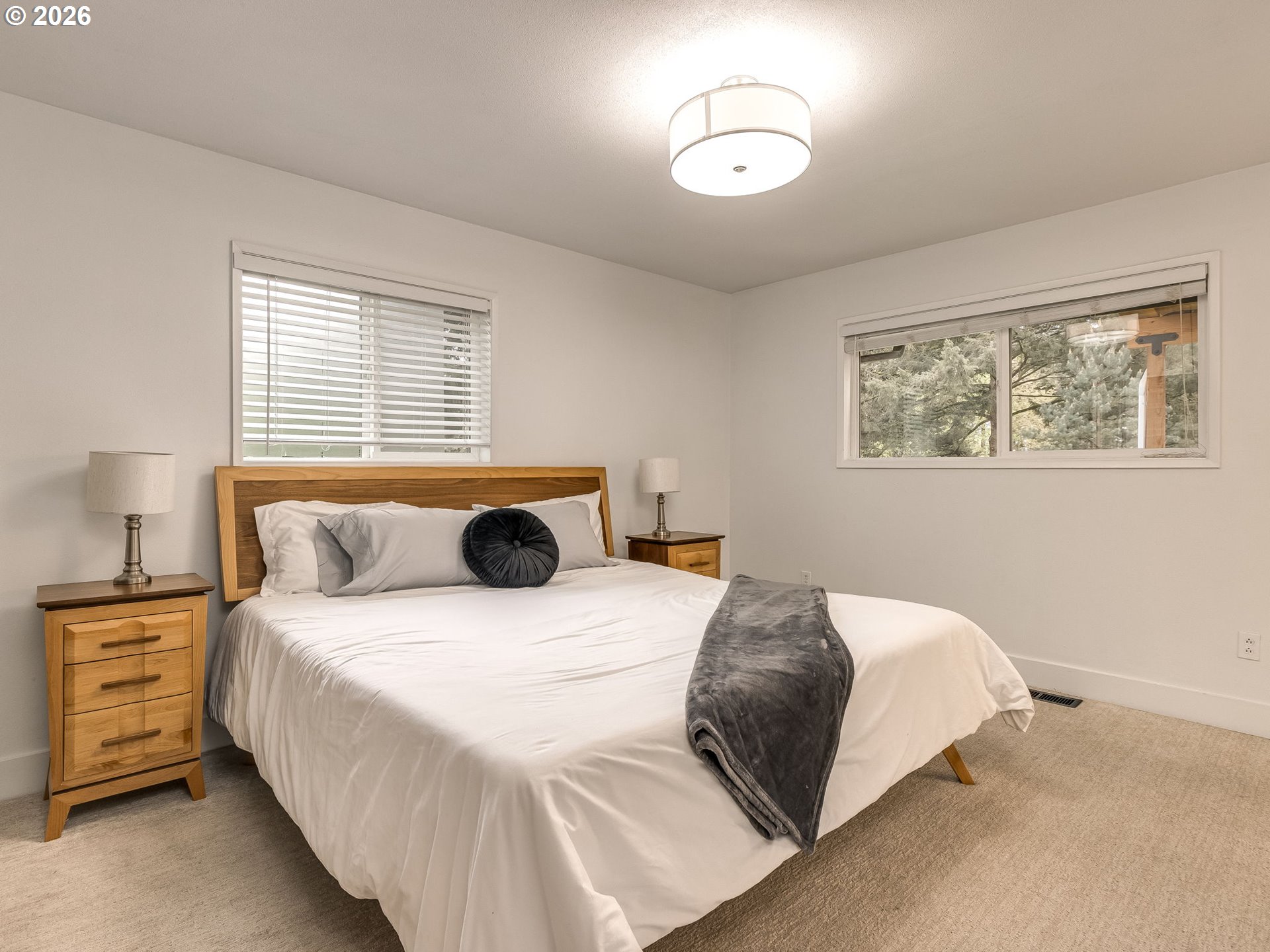 2414 Southeast Bella Vista Road Vancouver, WA 98683 - Photo 28 of 45 Primary Bedroom