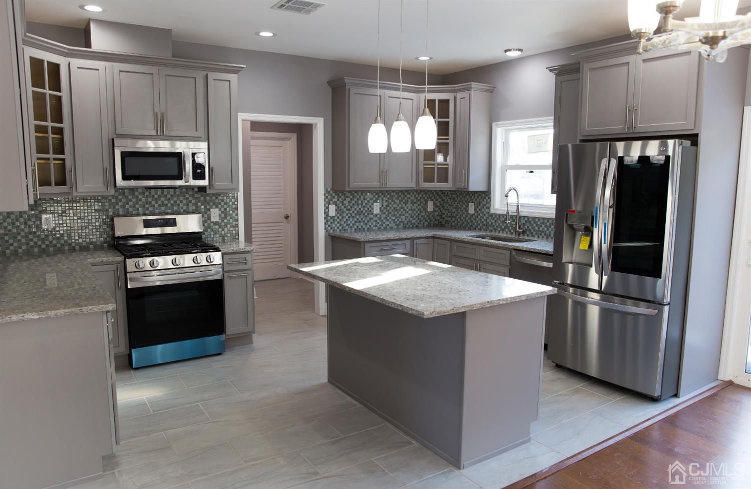 1406 Osage Road North Brunswick, NJ 08902 - Photo 12 of 40 Gallery Image 12