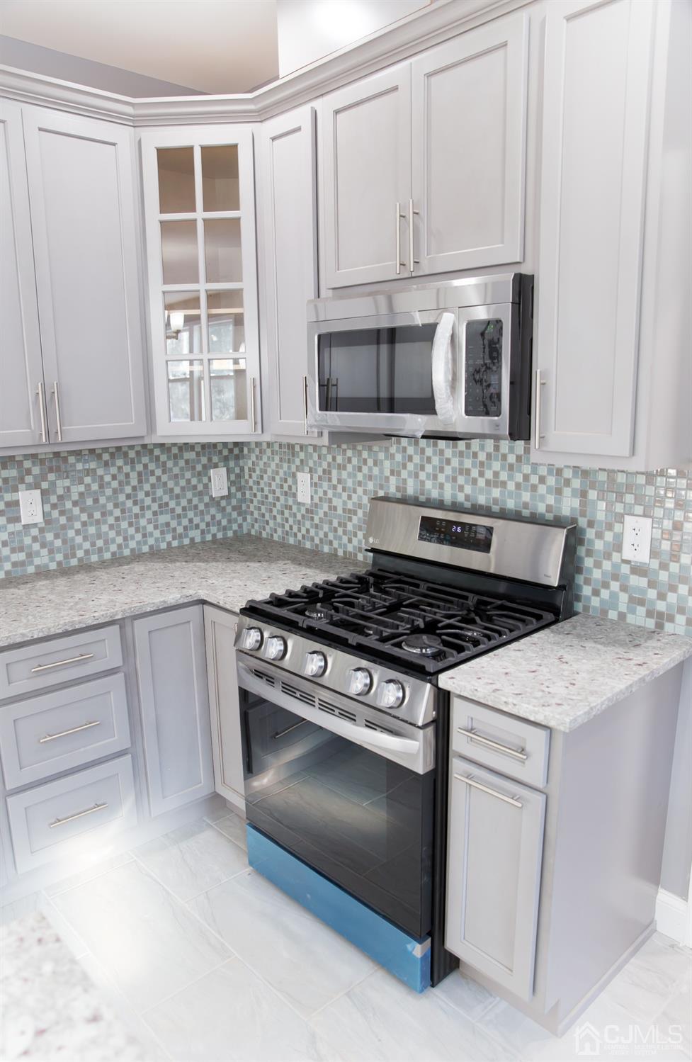 1406 Osage Road North Brunswick, NJ 08902 - Photo 15 of 40 Gallery Image 15