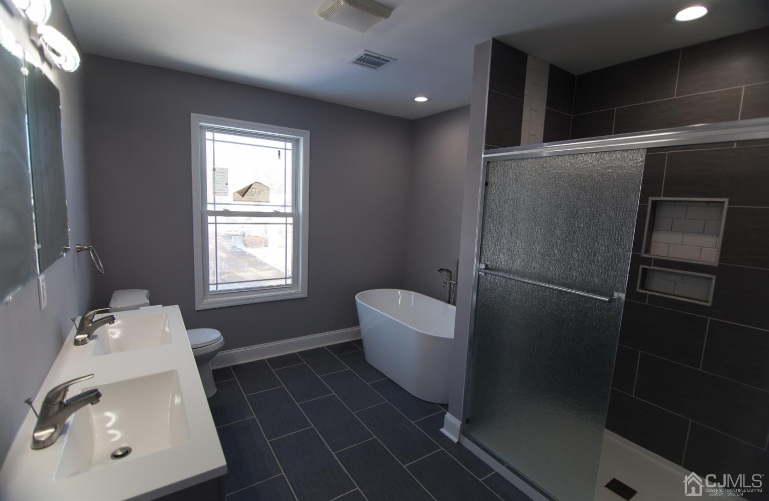 1406 Osage Road North Brunswick, NJ 08902 - Photo 20 of 40 Gallery Image 20
