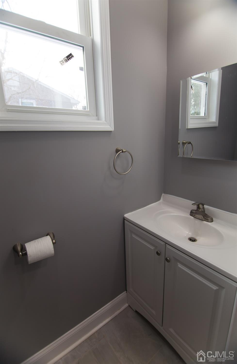 1406 Osage Road North Brunswick, NJ 08902 - Photo 34 of 40 Gallery Image 34