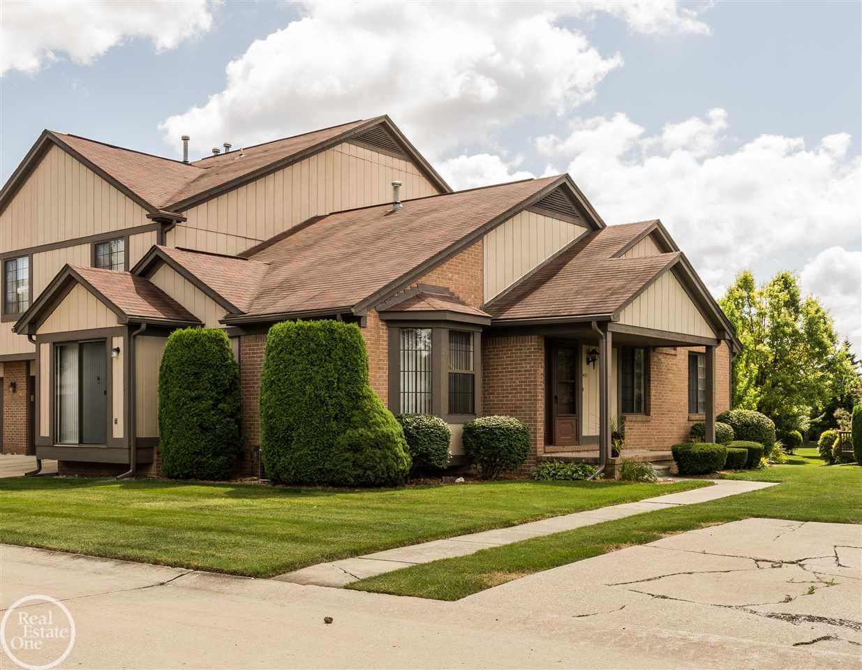 401 Meadow Bridge Drive Rochester Hills, MI 48307 - Photo 3 of 18
