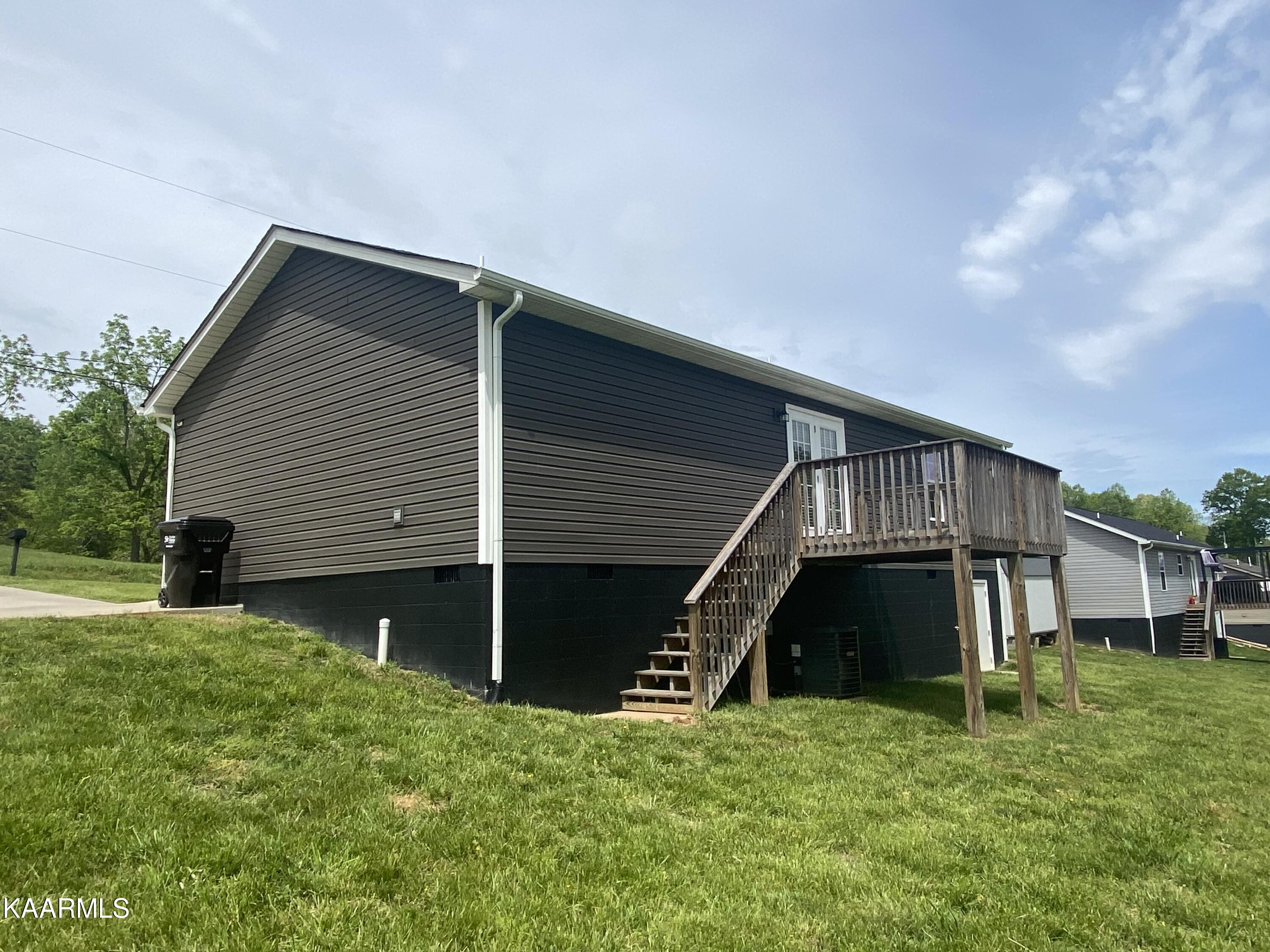 406 Hubbs Grove Road Maynardville, TN 37807 - Photo 3 of 22 FCB79063-DDA8-47E0-90F1-3DE7320E690C