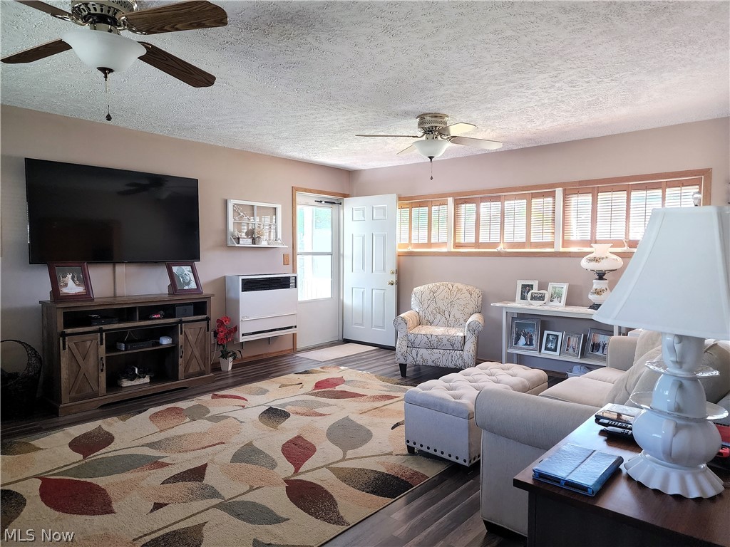 6375 Sherborn Road Parma Heights, OH 44130 - Photo 4 of 9 Family Room