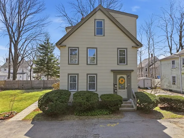 $799,400 | 15-17 Church Court, Ashland, MA 01721
