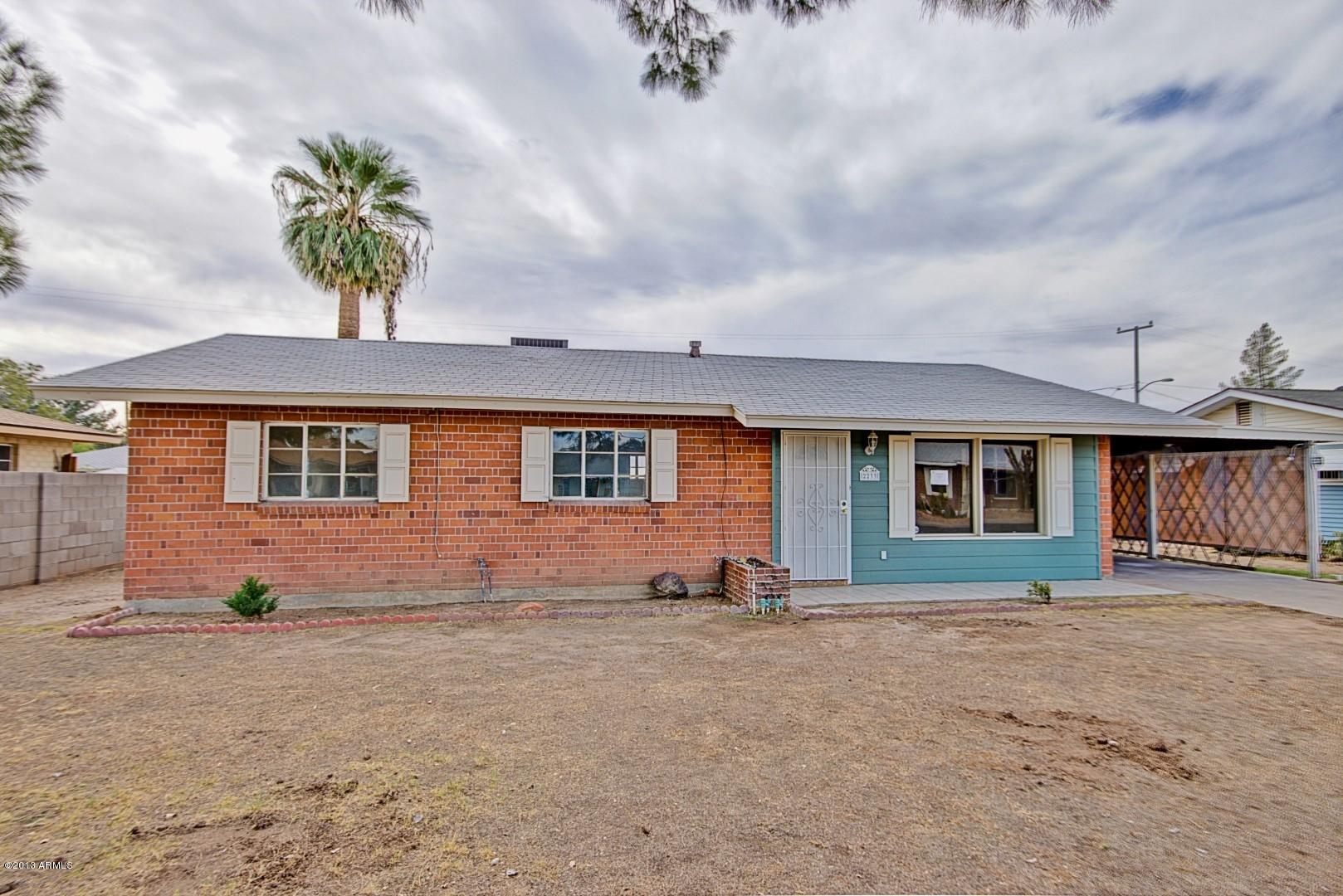 2233 West Cheery Lynn Road Phoenix, AZ 85015 - Photo 3 of 28 Cherry Lynn (3)
