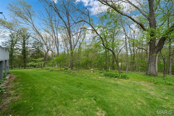 $399,900 | 5171 Waters Edge Drive, Hillsboro, MO 63050