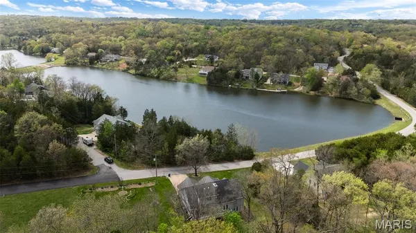 $399,900 | 5171 Waters Edge Drive, Hillsboro, MO 63050