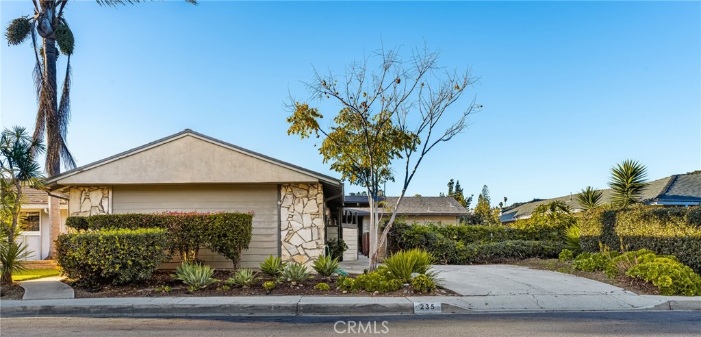 235 Via Ballena San Clemente, CA 92672 - Photo 6 of 51 a front view of a house with garden