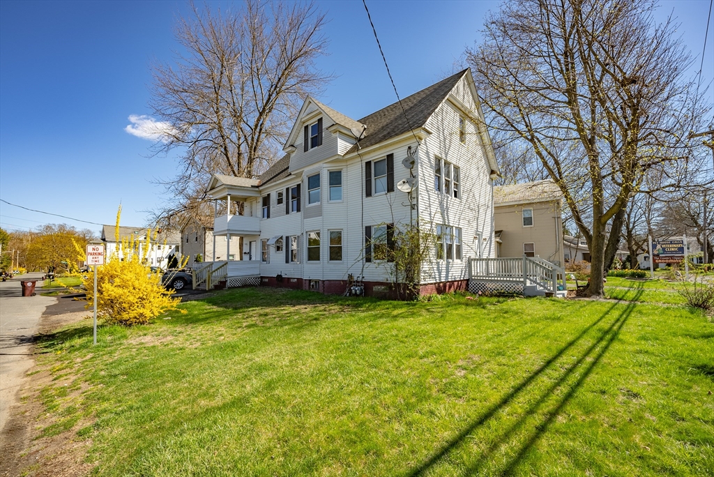 13 Russell Road Westfield, MA 01085 - Photo 3 of 25 Gallery Image 3