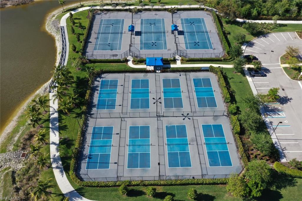 28053 Captiva Shell Loop Bonita Springs, FL 34135 - Photo 46 of 50 front view of a building