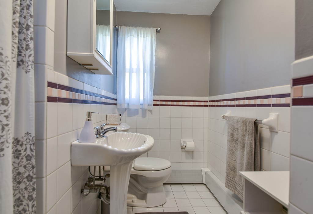 6 Springhill Road Framingham, MA 01701 - Photo 12 of 20 Gallery Image 12