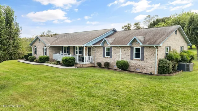 $595,000 | 116 Vols Lane, La Follette, TN 37766