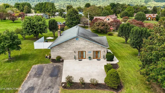 $595,000 | 116 Vols Lane, La Follette, TN 37766