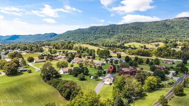 $595,000 | 116 Vols Lane, La Follette, TN 37766