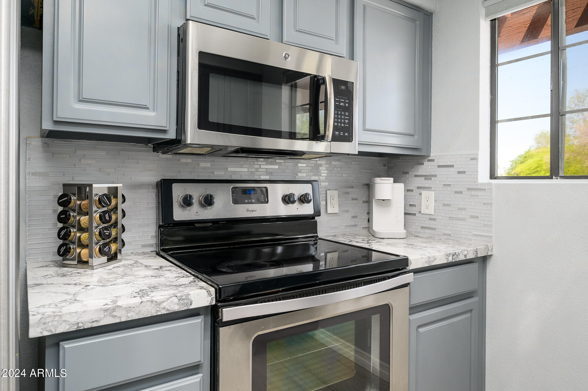 3434 East Baseline Road, Unit 253 Phoenix, AZ 85042 - Photo 4 of 22 Kitchen