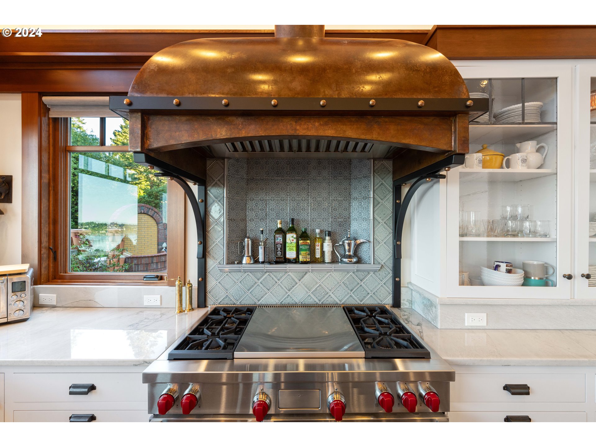 66528 East Bay Road North Bend, OR 97459 - Photo 14 of 48