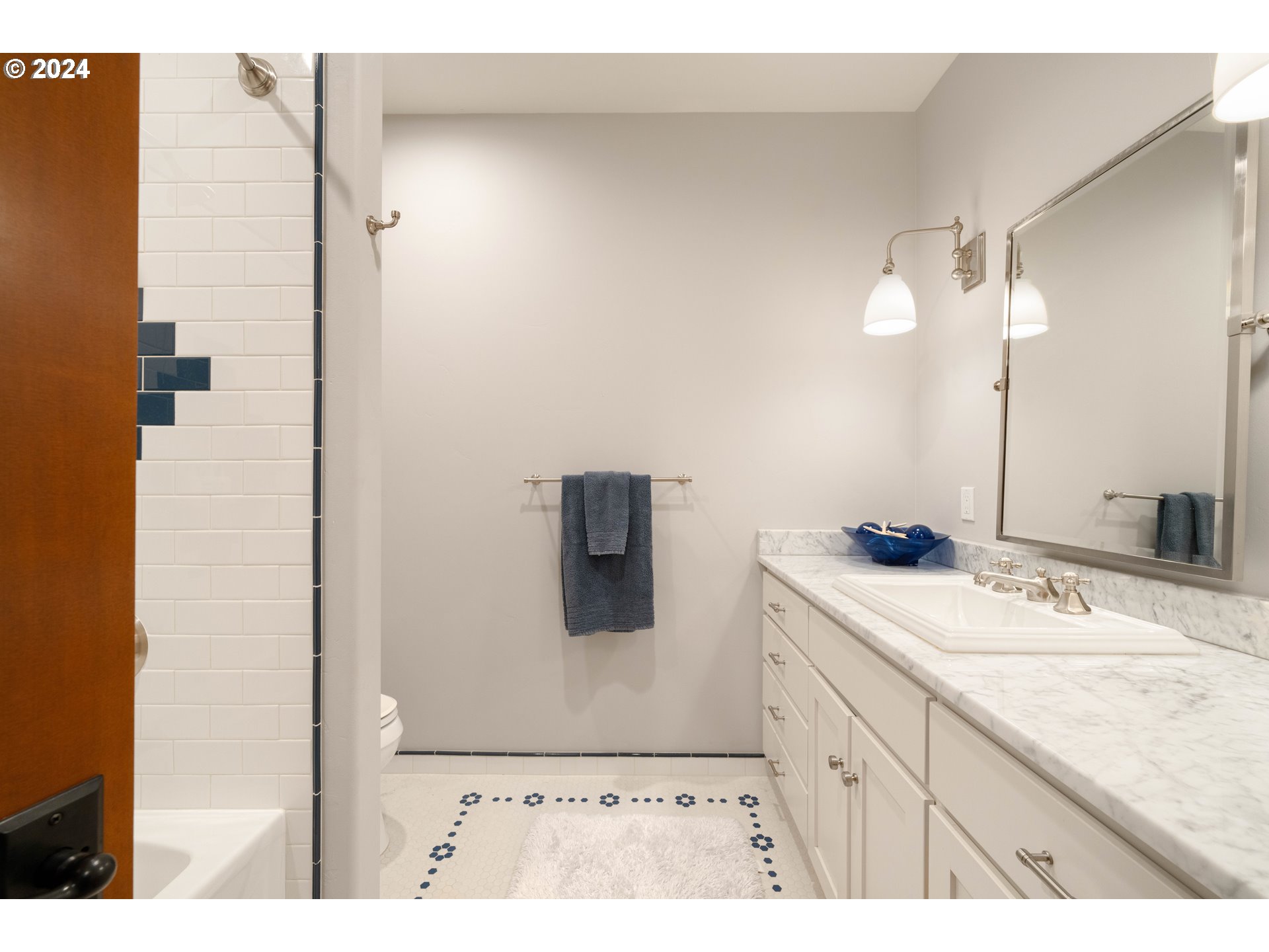 66528 East Bay Road North Bend, OR 97459 - Photo 30 of 48