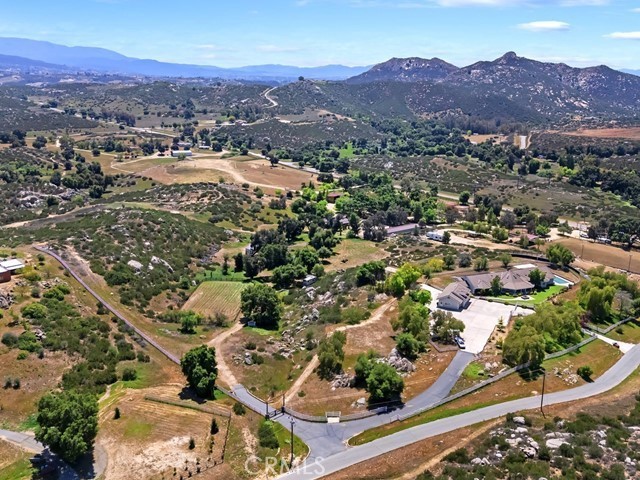 35280 Stage Road Temecula, CA 92592 - Photo 5 of 55