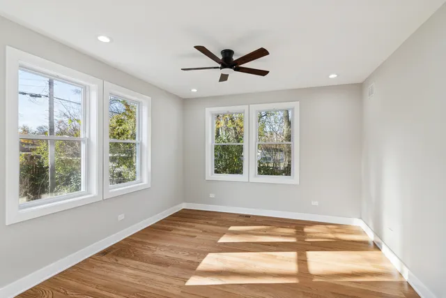 $439,000 | 302 Hughes Avenue, Lockport, IL 60441