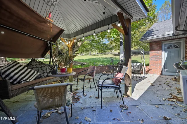 $400,000 | 1202 Virginia Avenue Northwest, Norton, VA 24273