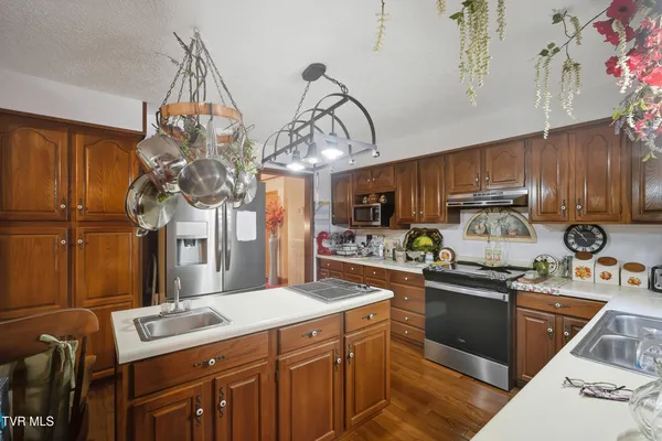 $400,000 | 1202 Virginia Avenue Northwest, Norton, VA 24273