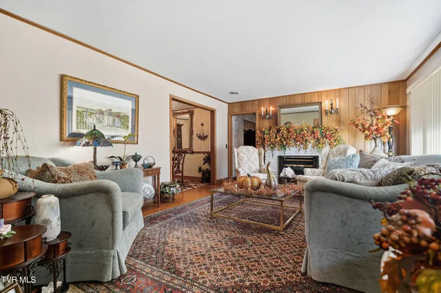 $400,000 | 1202 Virginia Avenue Northwest, Norton, VA 24273