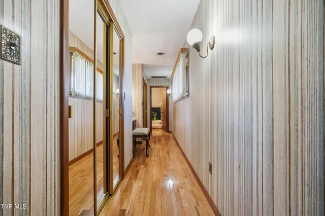 $400,000 | 1202 Virginia Avenue Northwest, Norton, VA 24273