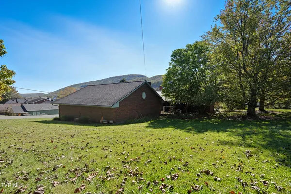 $400,000 | 1202 Virginia Avenue Northwest, Norton, VA 24273