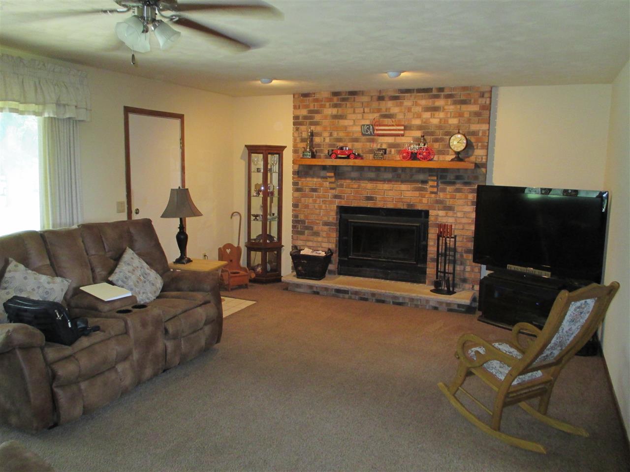 8203 North Mill Road Leaf River, IL 61047 - Photo 2 of 18 Gallery Image 2