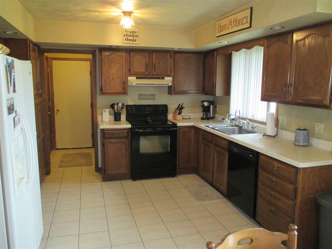 8203 North Mill Road Leaf River, IL 61047 - Photo 4 of 18 Gallery Image 4
