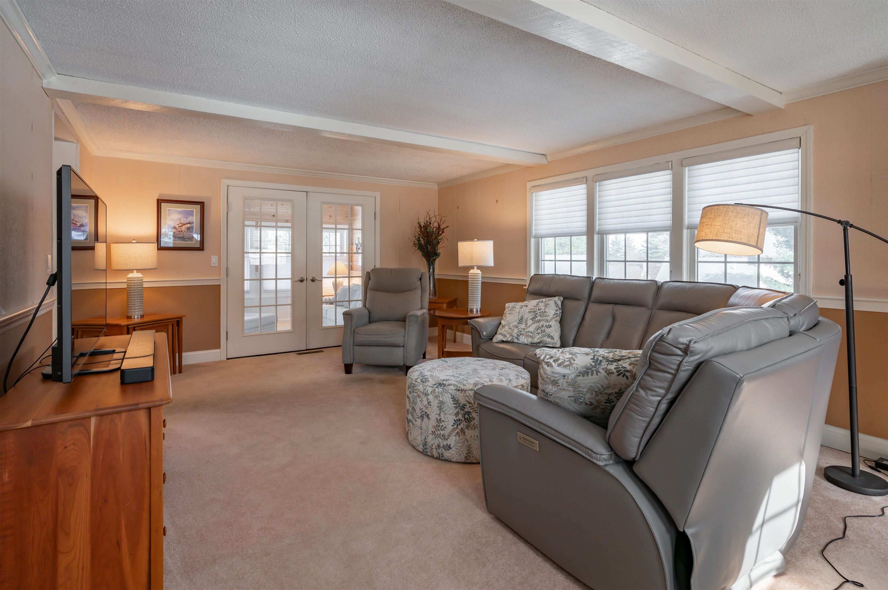 8 Collier Court Nashua, NH 03062 - Photo 12 of 35