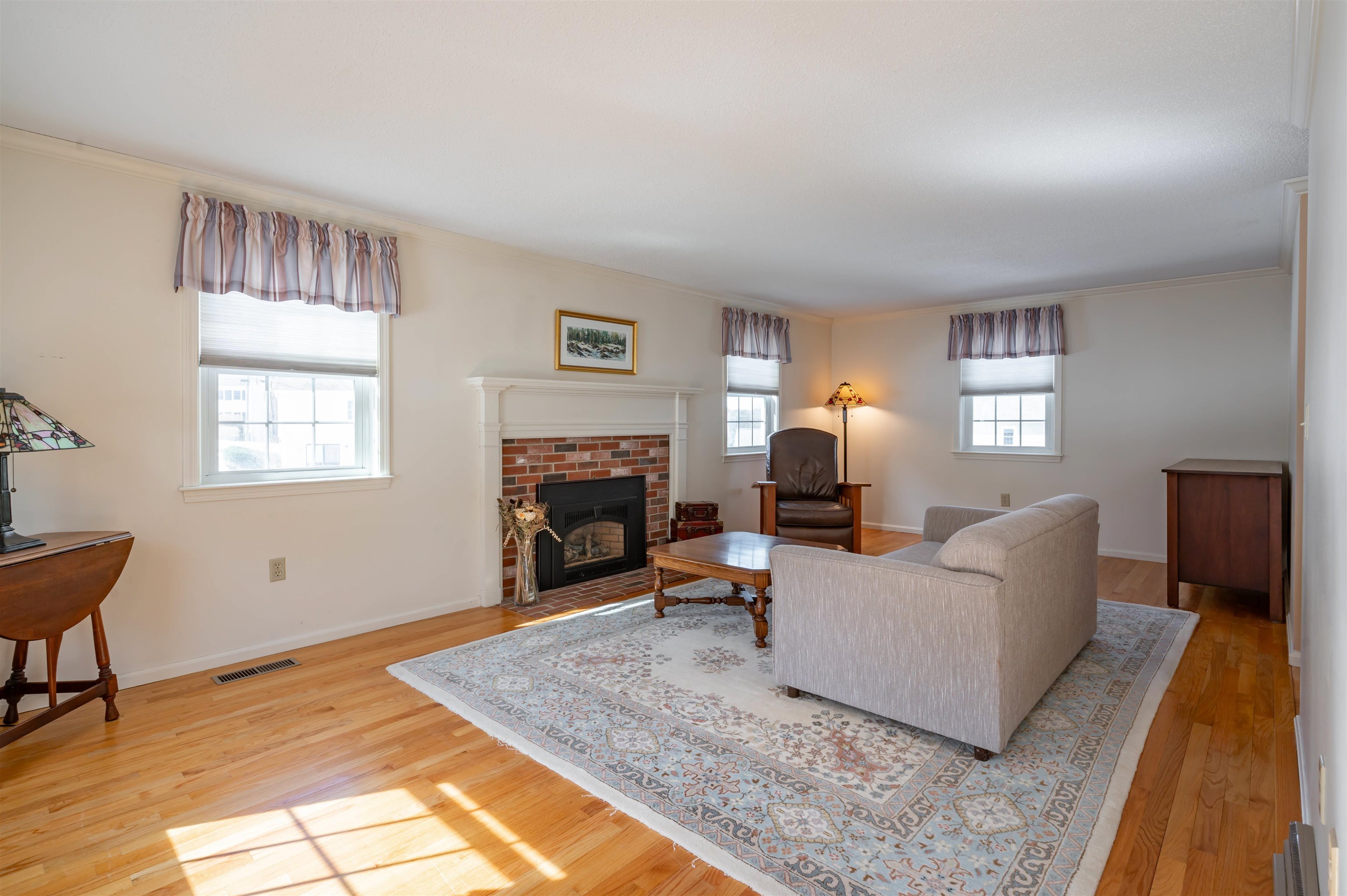 8 Collier Court Nashua, NH 03062 - Photo 18 of 35