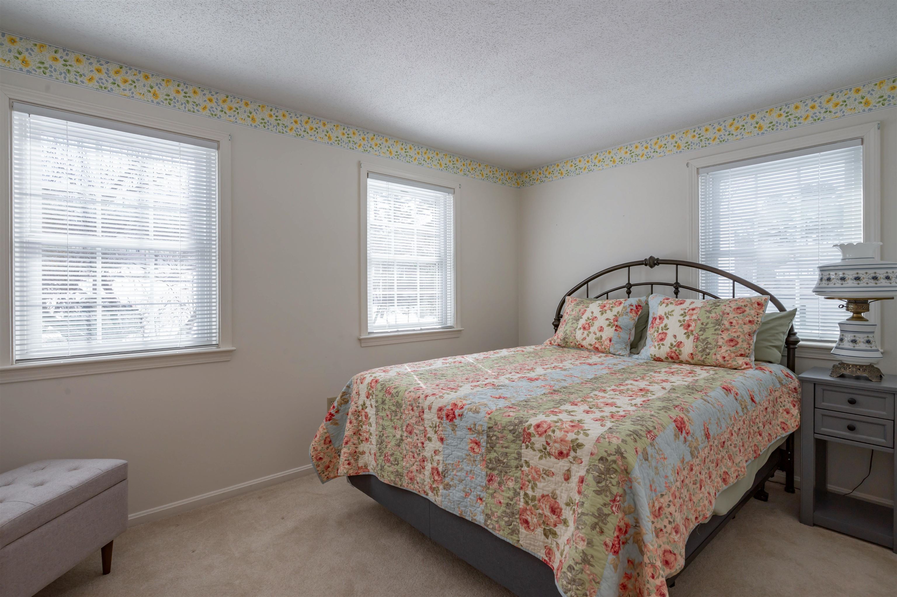 8 Collier Court Nashua, NH 03062 - Photo 22 of 35