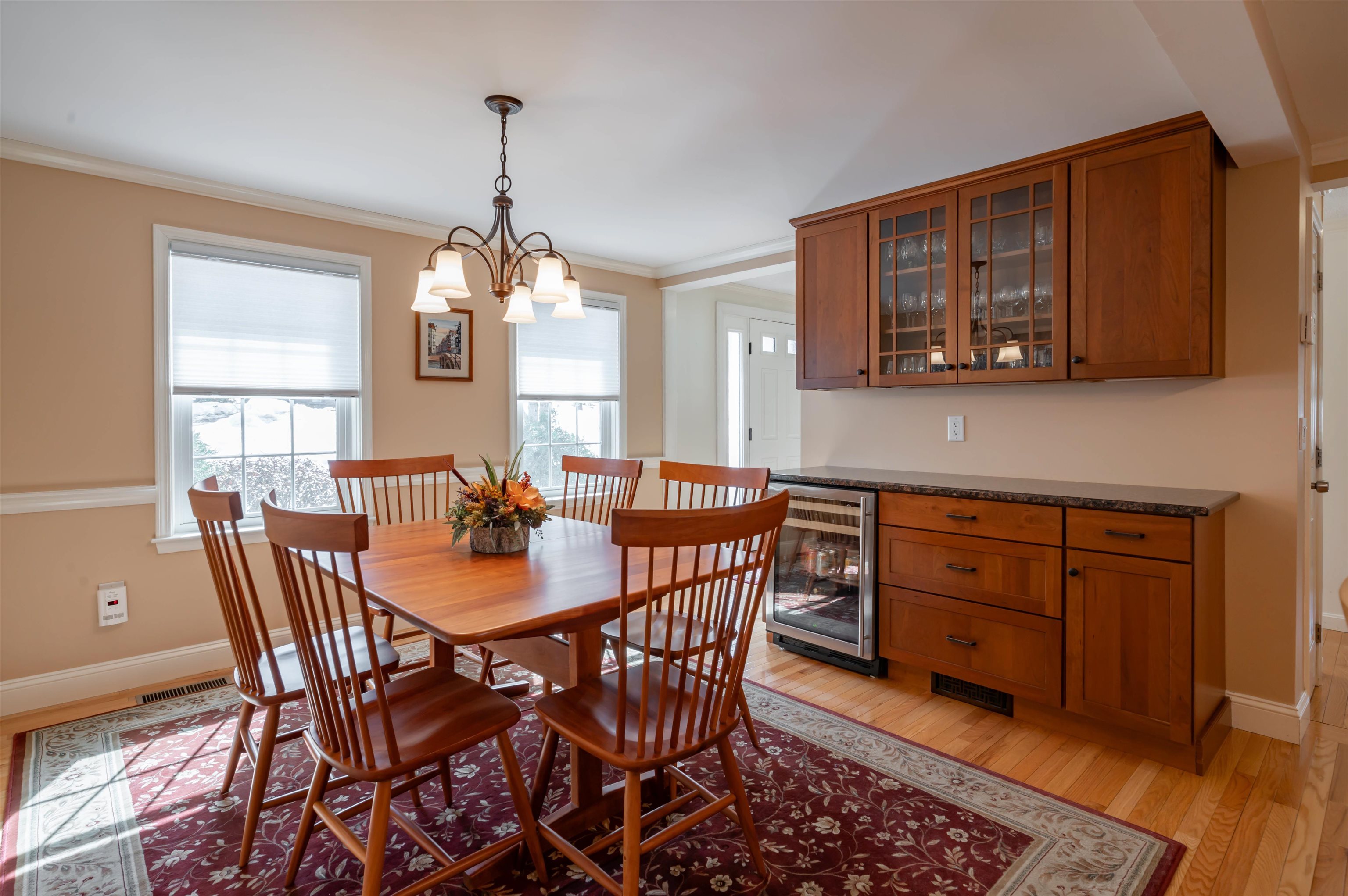 8 Collier Court Nashua, NH 03062 - Photo 4 of 35